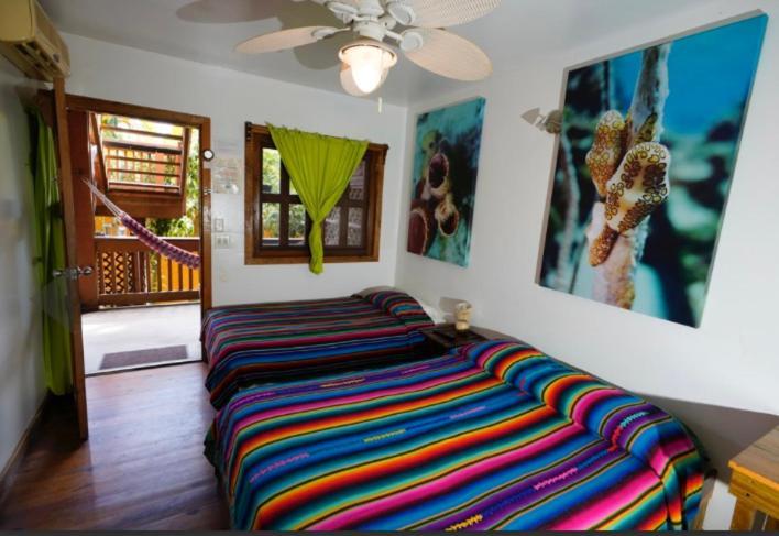 ווסט אנד Sea Breeze Inn מראה חיצוני תמונה